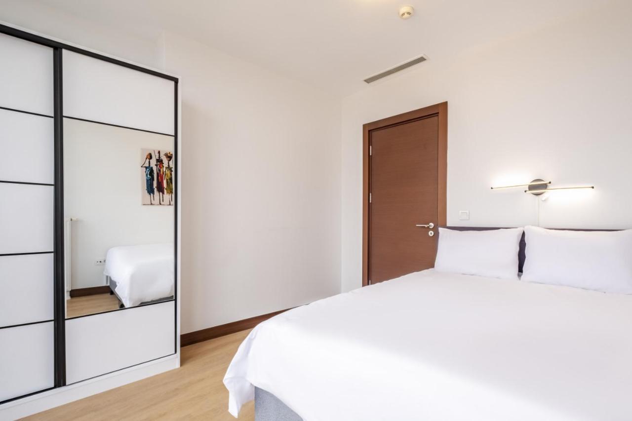 Charming Flat With City View In Atasehir Istanbul Eksteriør bilde